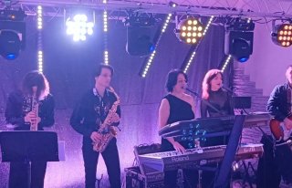 SUKCES BAND - grająca rodzinka : )