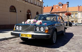 Volvo 244 do ślubu