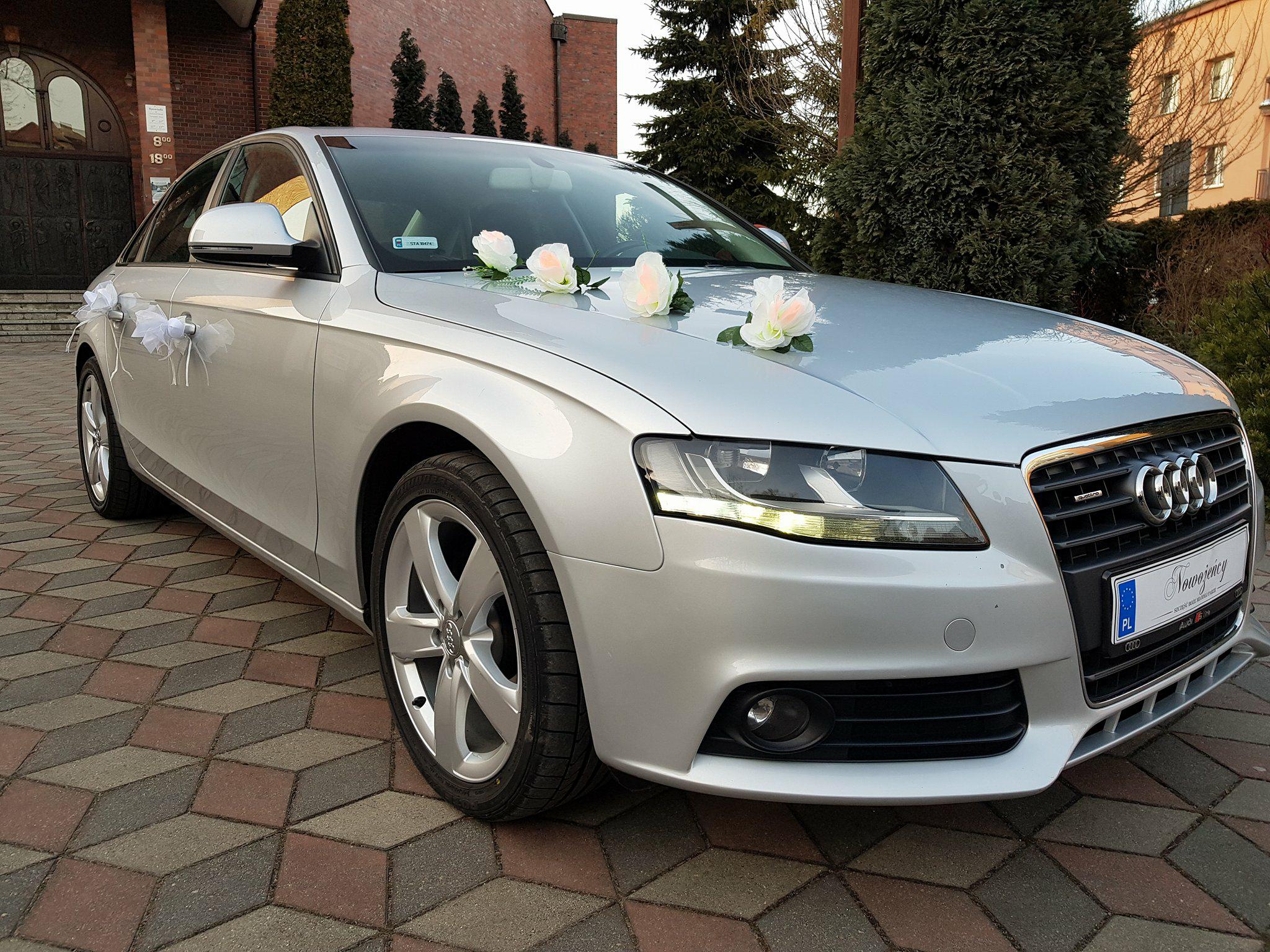 Samochód do ślubu piękne srebrne Audi limuzyna Auto do