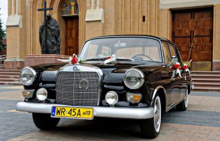 Mercedes zabytkowy do ślubu