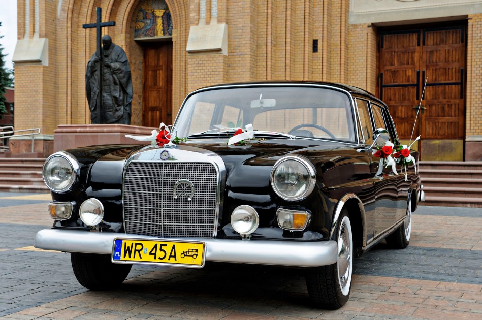 Mercedes zabytkowy do ślubu Auto do ślubu Radom