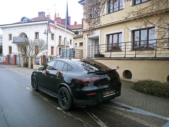 Mustang cabrio Mercedes glc coupe Dębogóry