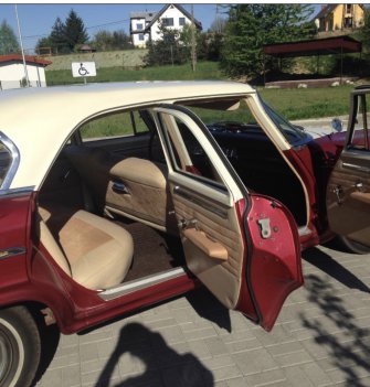Zabytkowy Chrysler NewPort Olsztyn