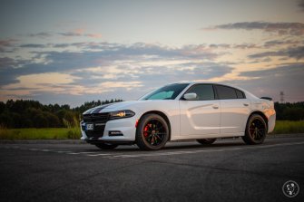 Biały Dodge Charger SXT Krzeszowice