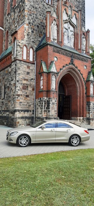 Limuzyna Weselna Złoty Mercedes CLS Tanio od 599zł Śląsk Małopolska Bielsko-Biała