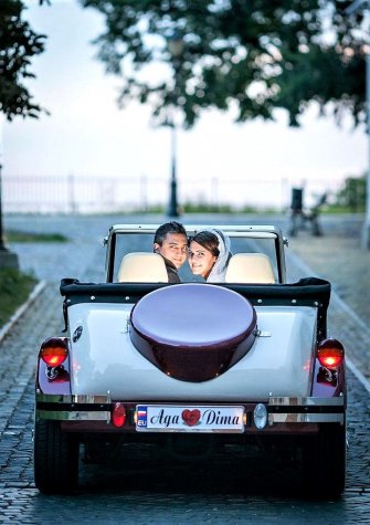 Zabytkowy kabriolet do ślubu Alfa Romeo Spider na wesele RETRO auta Brok