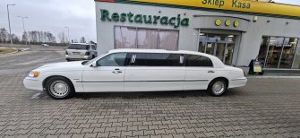  ZOBACZ ZDJECIA! - CZTERY  SAMOCHODY Z ROZNYCH EPOK!!! Siewierz