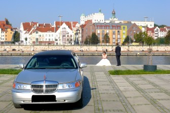 auto,limuzyna,samochód na wesele szczecin