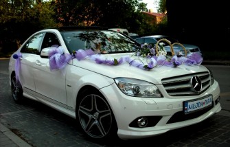 Biały Mercedes do ślubu  Żyrardów