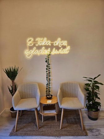 Hasło przewodnie podróży poślubnych Strzebielino