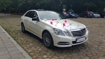 400zł Mercedes klasy E auto samochód do ślubu BIAŁY KAMELEON CERTYFIKA Łódź