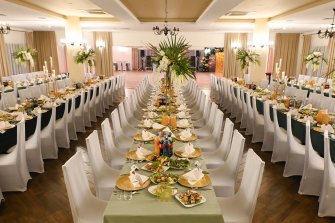 PODZAMCZE Hotel Restauracja  Grażyna Glińska Góra kalwaria