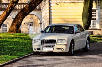 Just Married - Auto do ślubu Chrysler 300c Rzeszów