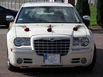 Chrysler 300C 5,7 HEMI kremowy - cały śląsk, opolszczyzna i łódzkie Rozalin