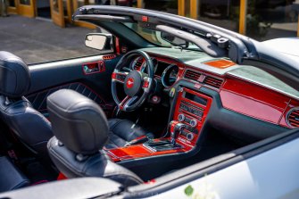 Mustang cabrio Mercedes glc coupe Dębogóry