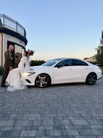 Dwa Białe Mercedesy Do Ślubu z Jasnymi Wnętrzami  Łódź/Warszawa
