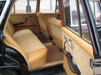 Zabytkowy Mercedes W111 z 1964 Halinów