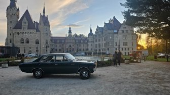 Zabytkowy Opel Rekord C do ślubu. Wrocław