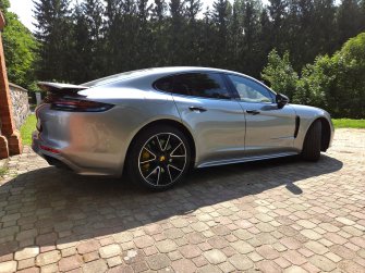 Ekskluzywne Porsche Panamera Turbo Białystok