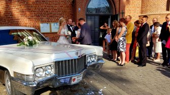 CADILLAC FLEETWOOD - PREZYDENCKI STYL I KLASYKA  Bydgoszcz