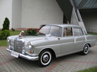 Zabytkowy Mercedes do ślubu Wałbrzych