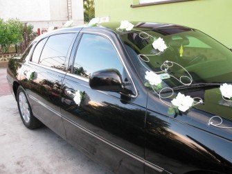 Lincoln Town Car Long do wynajęcia na ślub i inne uroczystości Słupca