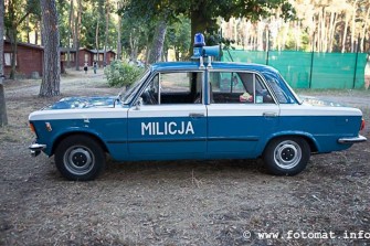 Wynajem Fiata 125p Milicja samochód na ślub panieńskie  Kamieniec Wrocławski