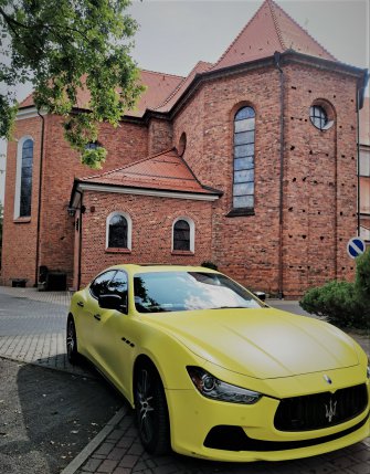 Żółty mat Maserati Ghibli. Jedyny taki samochód w Polsce do ślubu!! Poznań
