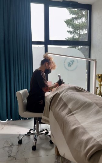 Chill Studio - naturalne piękno w dniu, które zapamiętasz na zawsze  Olesno