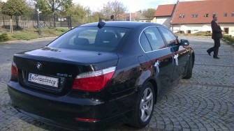 Perłowo czarne BMW serii 5 Legnica