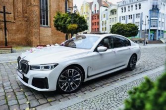 BMW serii 7 biała perła Gdańsk