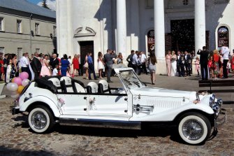 Kabriolet do ślubu Alfa Romeo Nestor Baron na wesele Spider Excalibur Warszawa