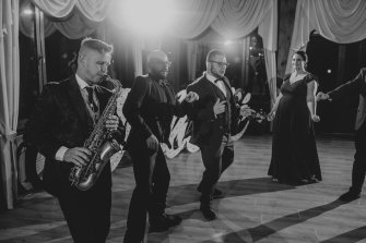 DJ/Wodzirej & Sax/akordeon  Bydgoszcz 
