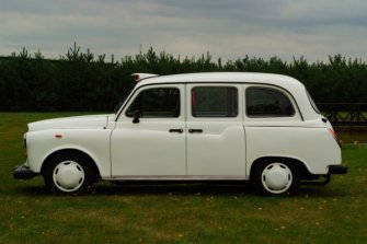 Londyńska taksówka do ślubu – wynajem London Taxi Śrem