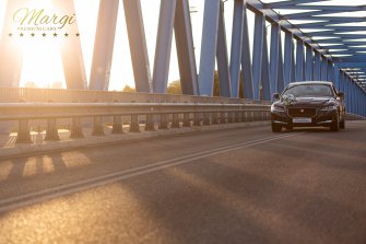 Jaguar XF - prestiżowy akcent Twojego ślubu.  Szczecin