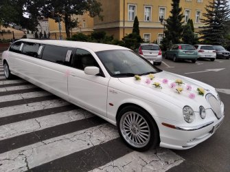 Chrysler 300C | 22cale | Limuzyna do ślubu Łódź Boss Limuzyny