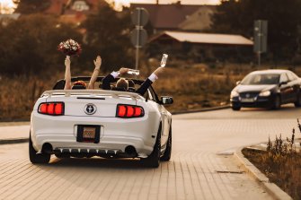 Mustang cabrio Mercedes glc coupe Dębogóry