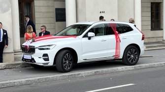 Auto do ślubu - Piękne Białe Nowe Volvo XC60 Warszawa