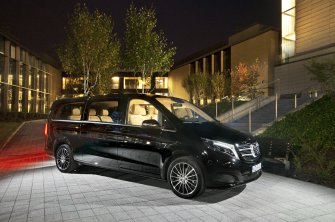 Maybach, Mercedes E, S, V, AMG, Range Rover wynajmie Limuzyna.pl Warszawa