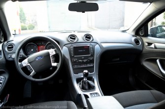 Ford Mondeo do ślubu Częstochowa