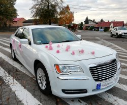 Chrysler 300 c, Lincoln - Galeria Hucułek Łask