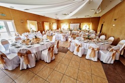 Kompleks Hotelowo-Gastronomiczny Laguna Gliwice Niewiesze