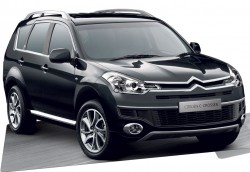 Citroen c-crosser czarny, elegancki suv Białystok
