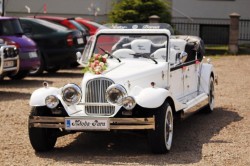 Luxusowe samochody do ślubu Auta zabytkowe Samochód RETRO Węgrów