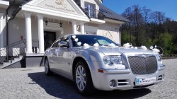 Auto do ślubu,imprezy okolicznościowe,limuzyna CHRYSLER 300C Olkusz