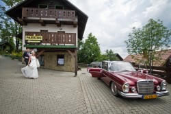 Auta do ślubu Gliwice - piękne Mercedesy Ponton oraz S-klasa Gliwice