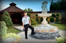 kamerzysta + fotograf -filmowanie fotografowanie Czarna