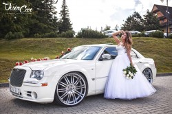 BIAŁY I CZARNY CHRYSLER 300C 24" PNEUMATYKA Oświęcim