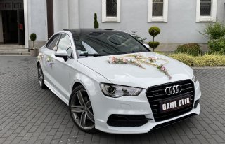 Piękne 300-konne Audi / Duży wybór dekoracji / Transport gości / LOVE Bielsko-Biała