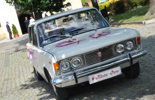 Fiat 125p 1975 r. Polonez Borewicz - wynajem samochodu do ślubu  Żagań
